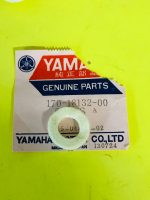 YAMAHA 170-18132-00 , se21