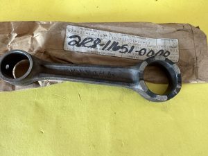 IMG_3245 Yamaha ,360-11651-00, 2R8-11651-00-00 Superseded by 34X-11651-00-00 - ROD,CONNECTING rod3