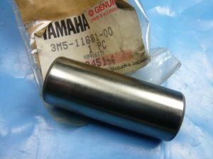 s-l1600 Yamaha 2K5-11681-01-00 Superseded by 3M5-11681-00-00 - PIN,CRANK 1 , rod2