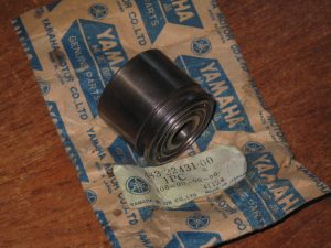 yamaha , 483-22431-00        susp2