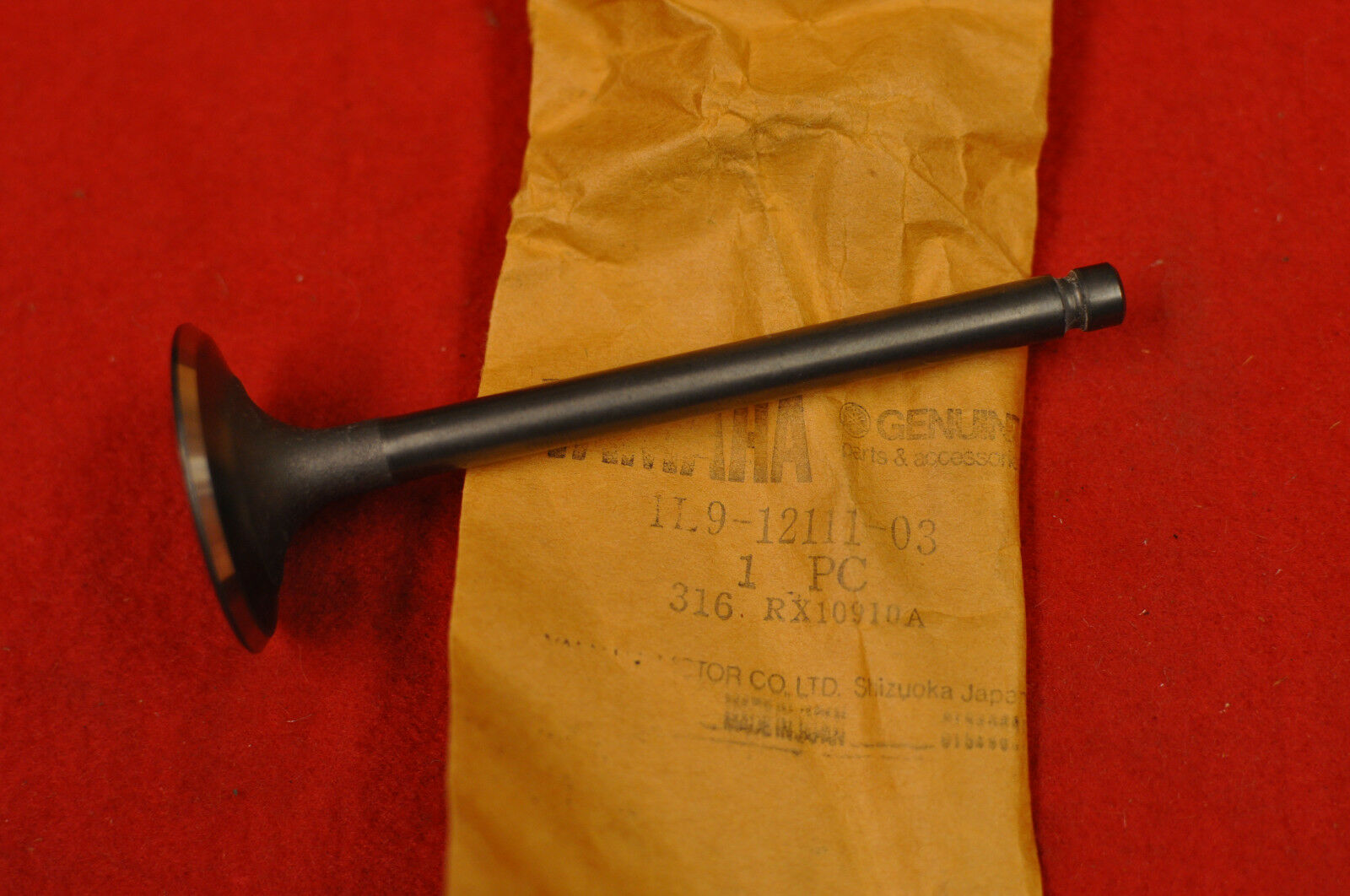 Yamaha Intake Valve 3 ,  1L9-12111-03 , eng1