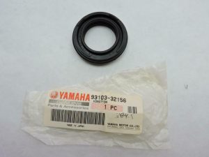 s-l1600 YAMAHA , 93103-32107 , new # 93103-32156-00 , se9