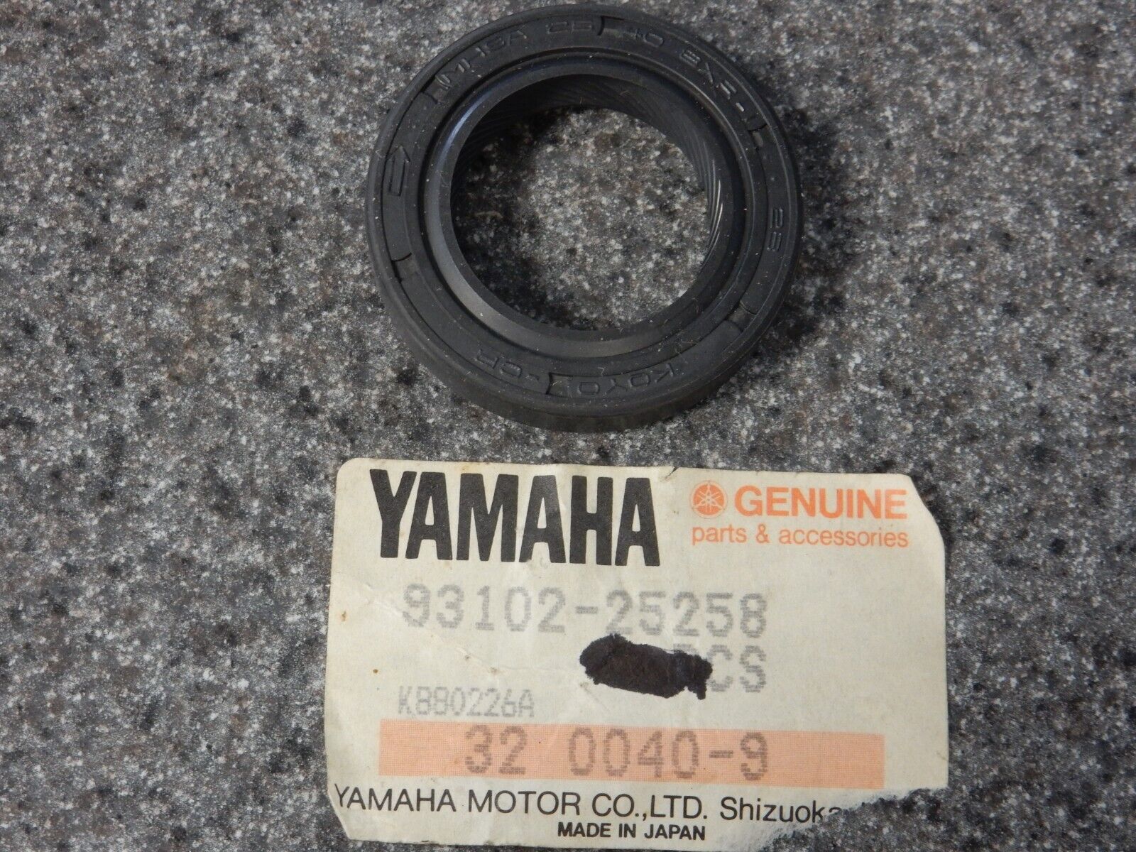 YAMAHA ,OIL SEAL,SD-TYPE, 93102-25258-00 se8