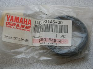 YAMAHA , oil seal, 1AE-23145-00 , se13