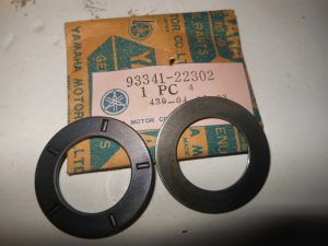 YAMAHA 93341-22302-00 br8