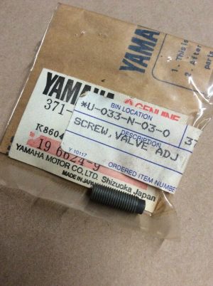 Screw, Valve Adjusting 371-12159-00-00     eng8