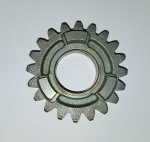 yamaha , gear 4th pinion, 39X-17141-00 , gr42