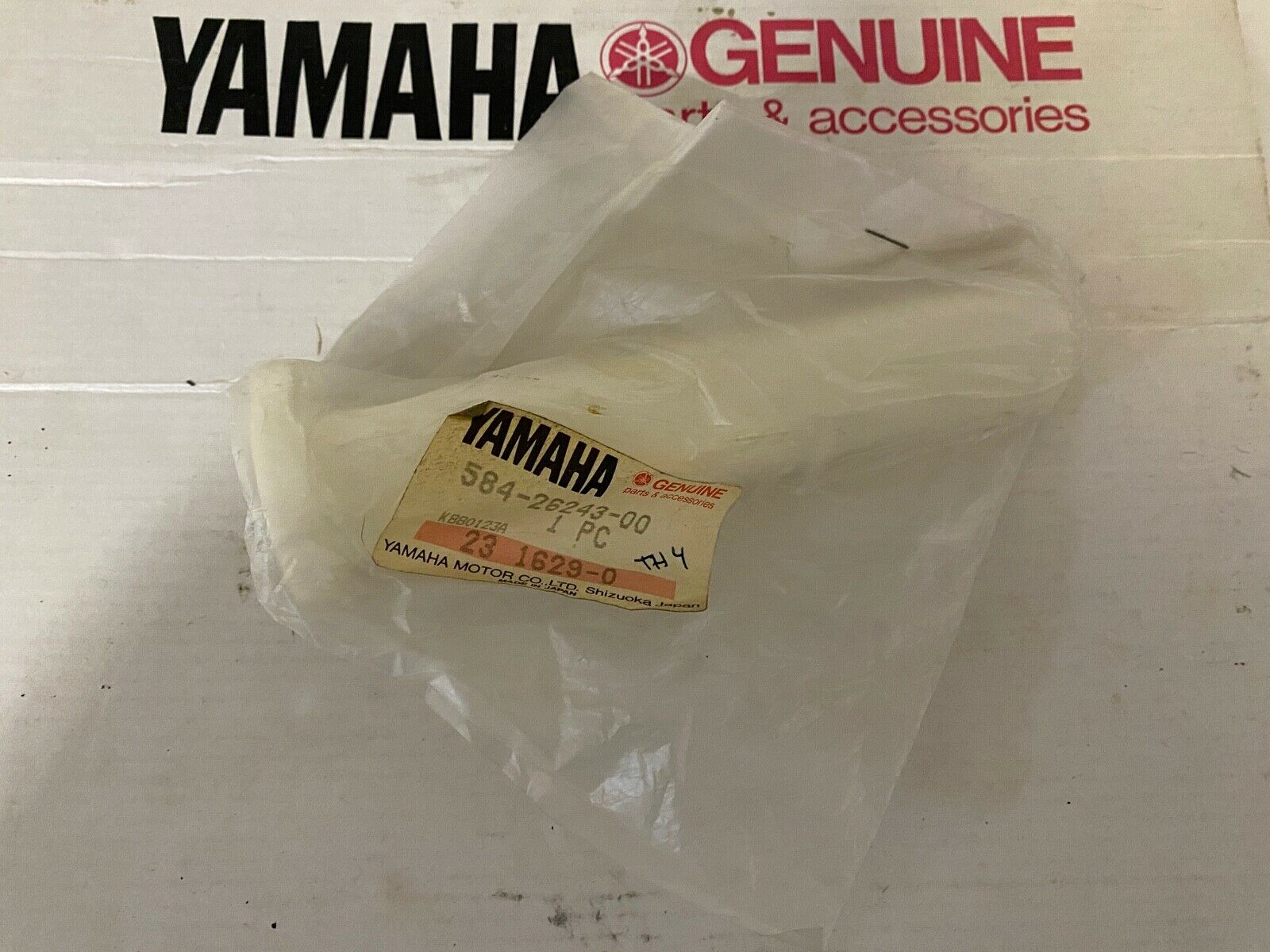 yamaha , tube throttle guide , 584-26243-00 , stst8