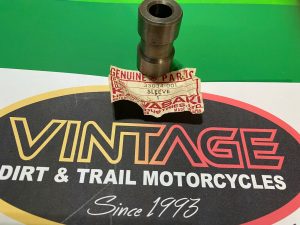$_57-2 Kawasaki ,SLEEVE SWING ARM , 33034-001 , kfr1