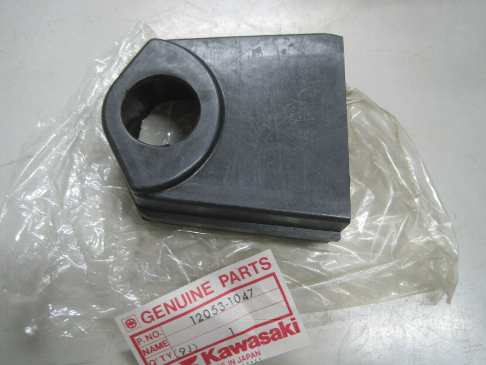 Kawasaki , 12053-1047, kfr2