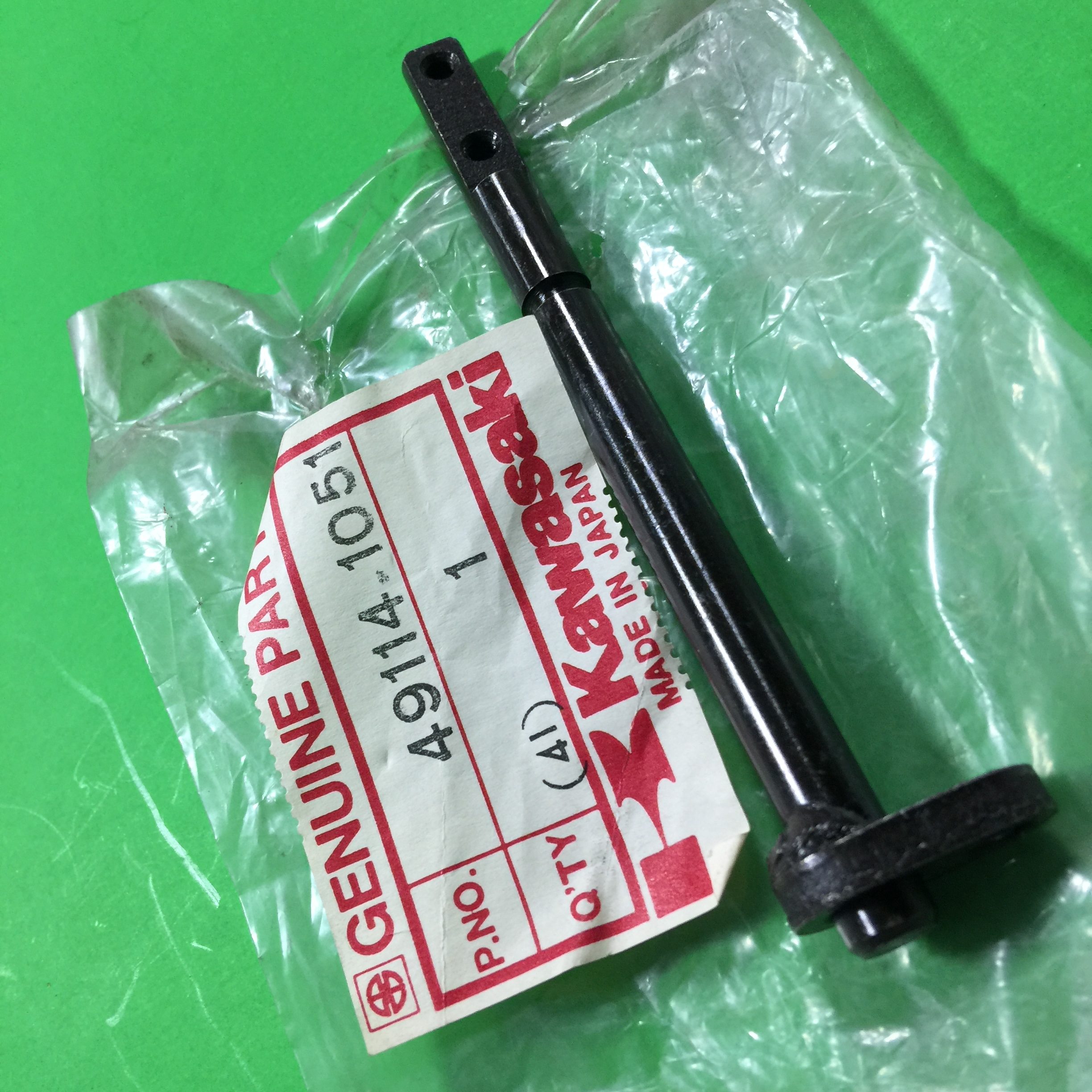 Kawasaki 49114-1051 SHAFT-GOVERNOR  keng2