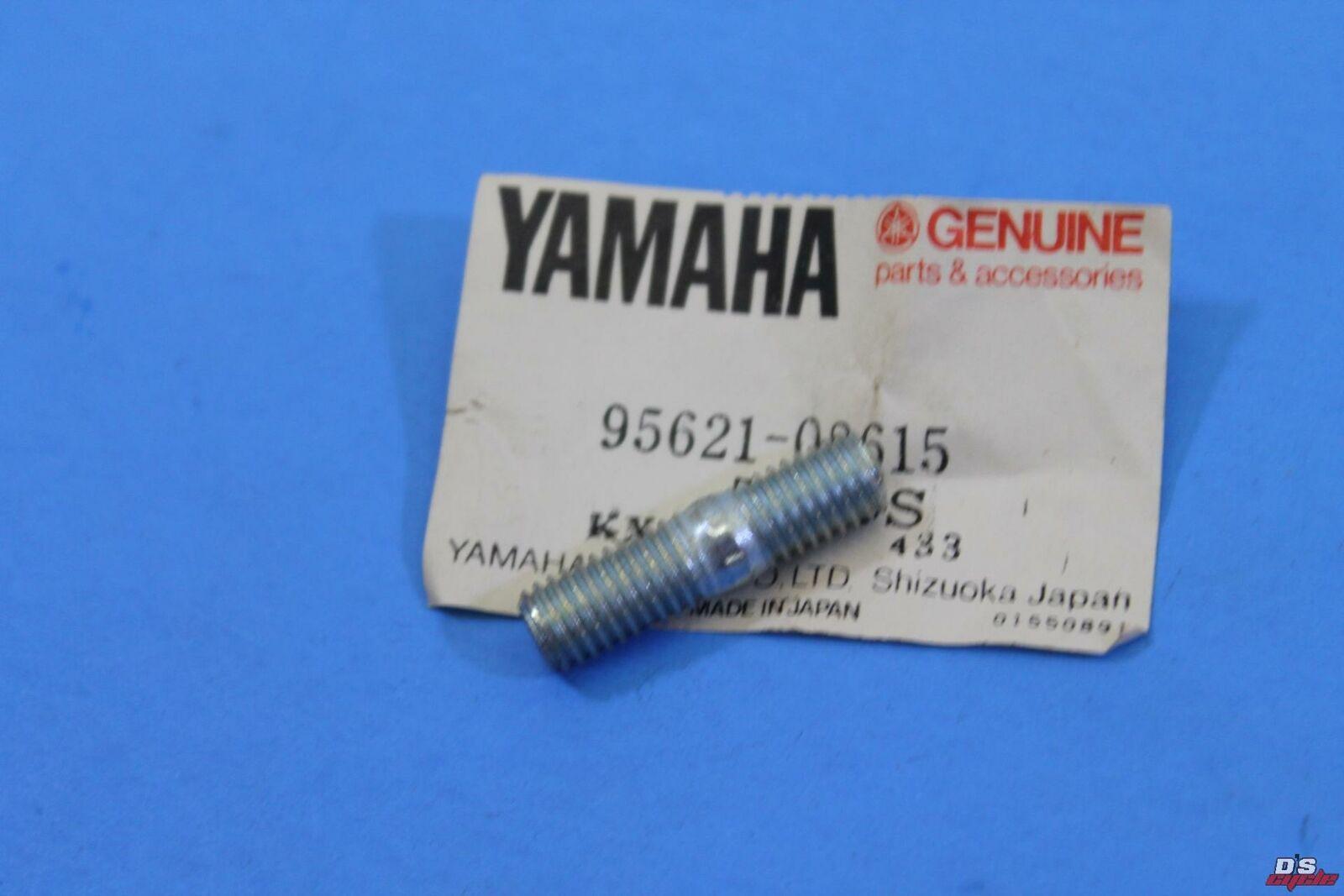 yamaha 95621-08615-00 , 95617-08615-00  Bolt, Stud  b2