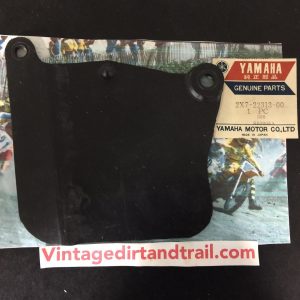 s-l1600-2 Yamaha , 2X7-22313-00, RUBBER, CHAIN CASE , cosm3