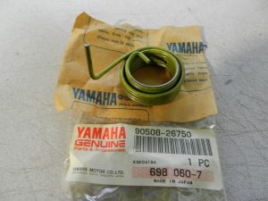 Yamaha , 90508-26750-00 , SPRING, TORSION , sp5