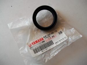 $_61 Yamaha 43F-23145-10-00 OIL SEAL , se5