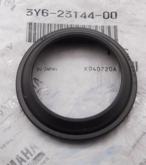 Yamaha 3Y6-23144-00-00 SEAL, DUST (2K5-23144-00) , se4