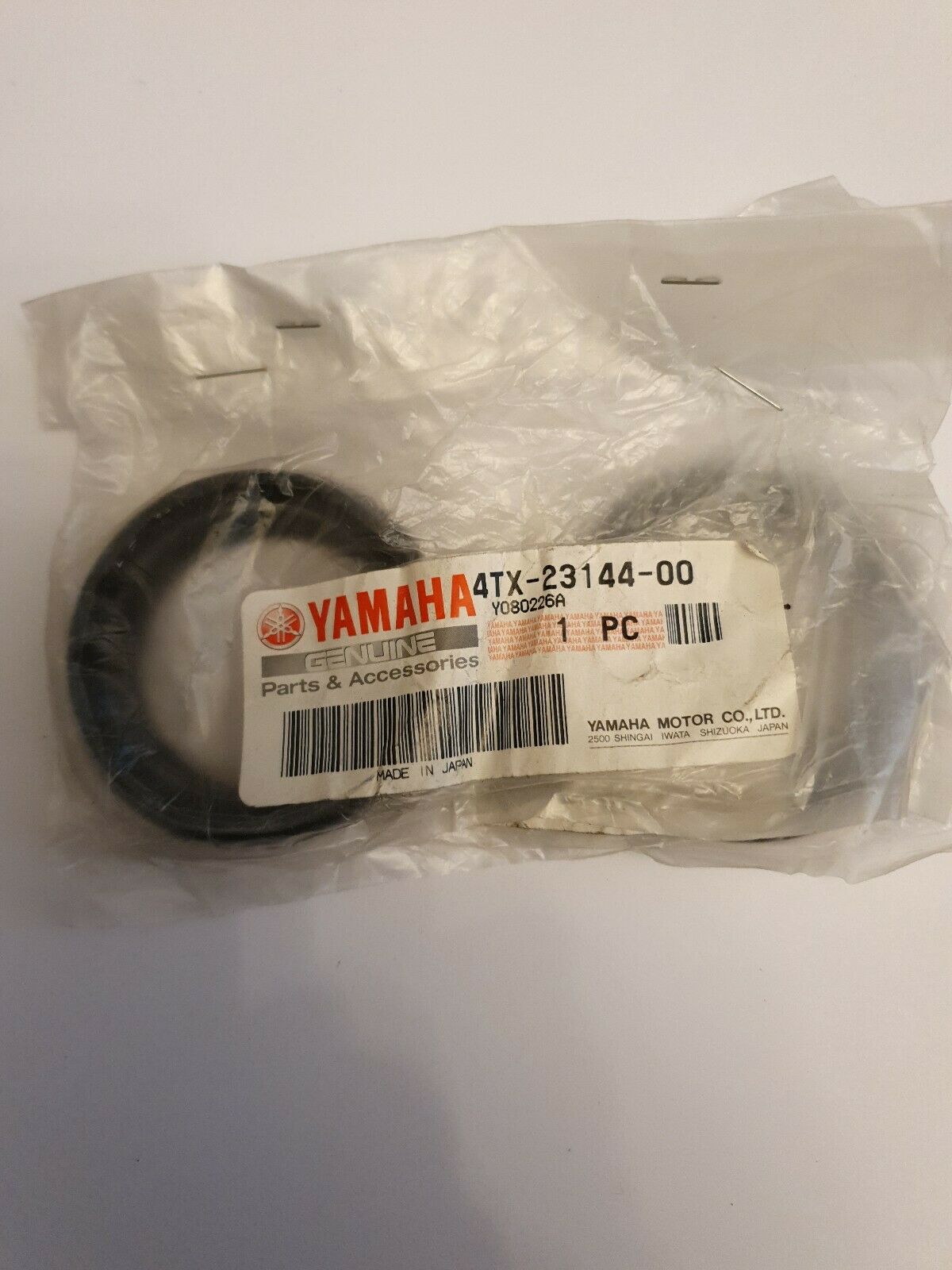 Yamaha , 4tx-23144-00, new # 4TX-23144-01-00 SEAL, DUST , se5