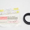 Yamaha, 93310-38020-00 , 93110-38024-00 , new # 5GJ-23145-00-00 - OIL SEAL, se4