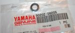 Yamaha 90202-08205-00 WASHER, PLATE, clu9