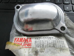 Yamaha 4X7-11187-00-00 Superseded by 4X7-11187-02-00 - COVER, CYLINDER HEAD , eng1