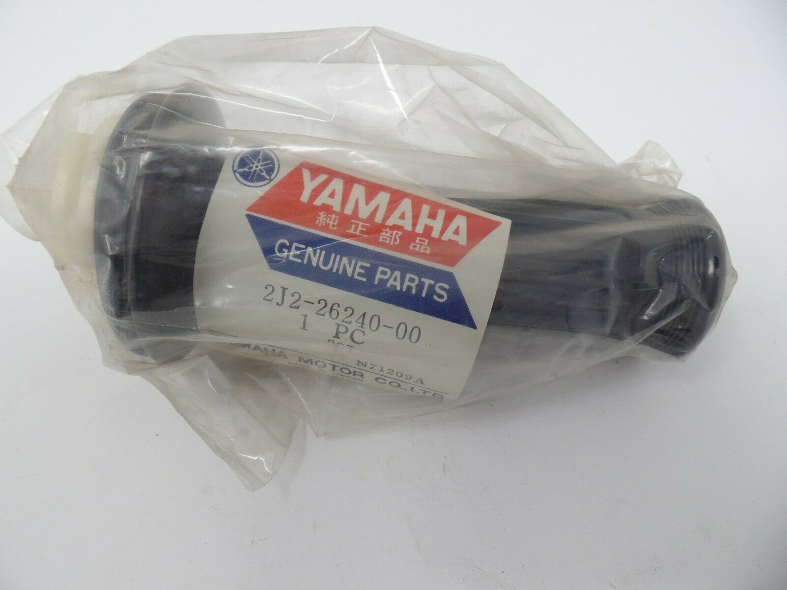 yamaha , Grip Assy 2J2-26240-00-00, th3