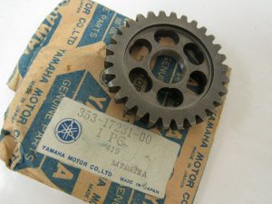 yamaha ,Gear, 3Rd Wheel 353-17231-00-00 , g41