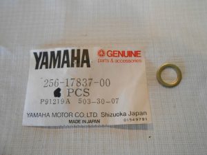s-l1600-2 Yamaha 256-17837-00-00 Superseded by 90201-08624-00 - WASHER,PLATE , sh6