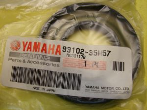 yamaha ,Oil Seal 93102-35M57-00 , 93103-35011-00 , se