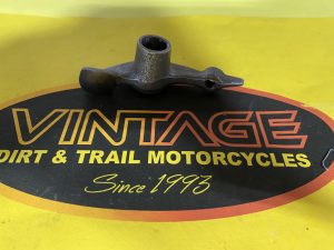 Yamaha 5H0-12151-09-00 Superseded by 36X-12151-00-00 - ARM,VALVE ROCKER , eng8