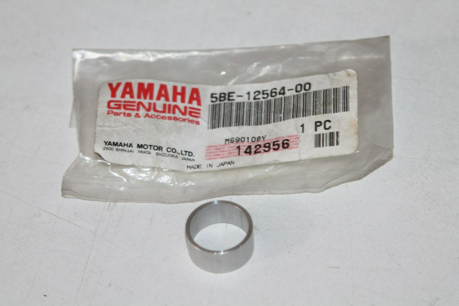 Yamaha 5BE-12564-00-00 PIPE, WATER ,eng7