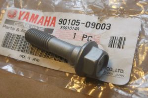 Yamaha 90105-09003-00 BOLT, FLANGE , b4