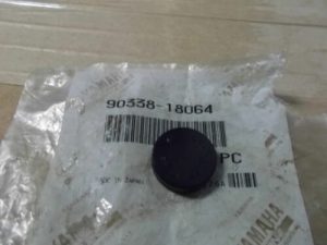 Yamaha 90338-18064-00 PLUG , cap7