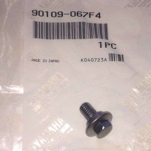 Yamaha 90109-067F4-00 BOLT , b4