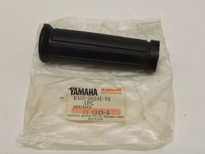 s-l1600-1 Yamaha EU0-26241-01-00 GRIP, HANDLE , th3