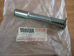Yamaha 439-27112-00-00 SHAFT, MAIN STAND , fr9