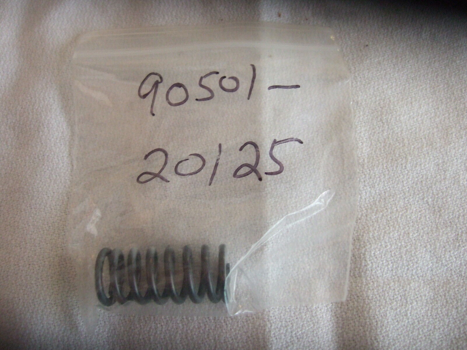 Yamaha 90501-20125-00 SPRING, COMPRESSION , spr14
