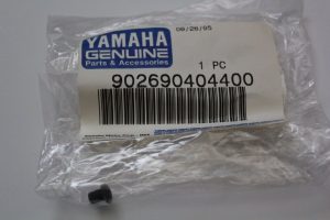Yamaha 90269-04044-00 RIVET, c7