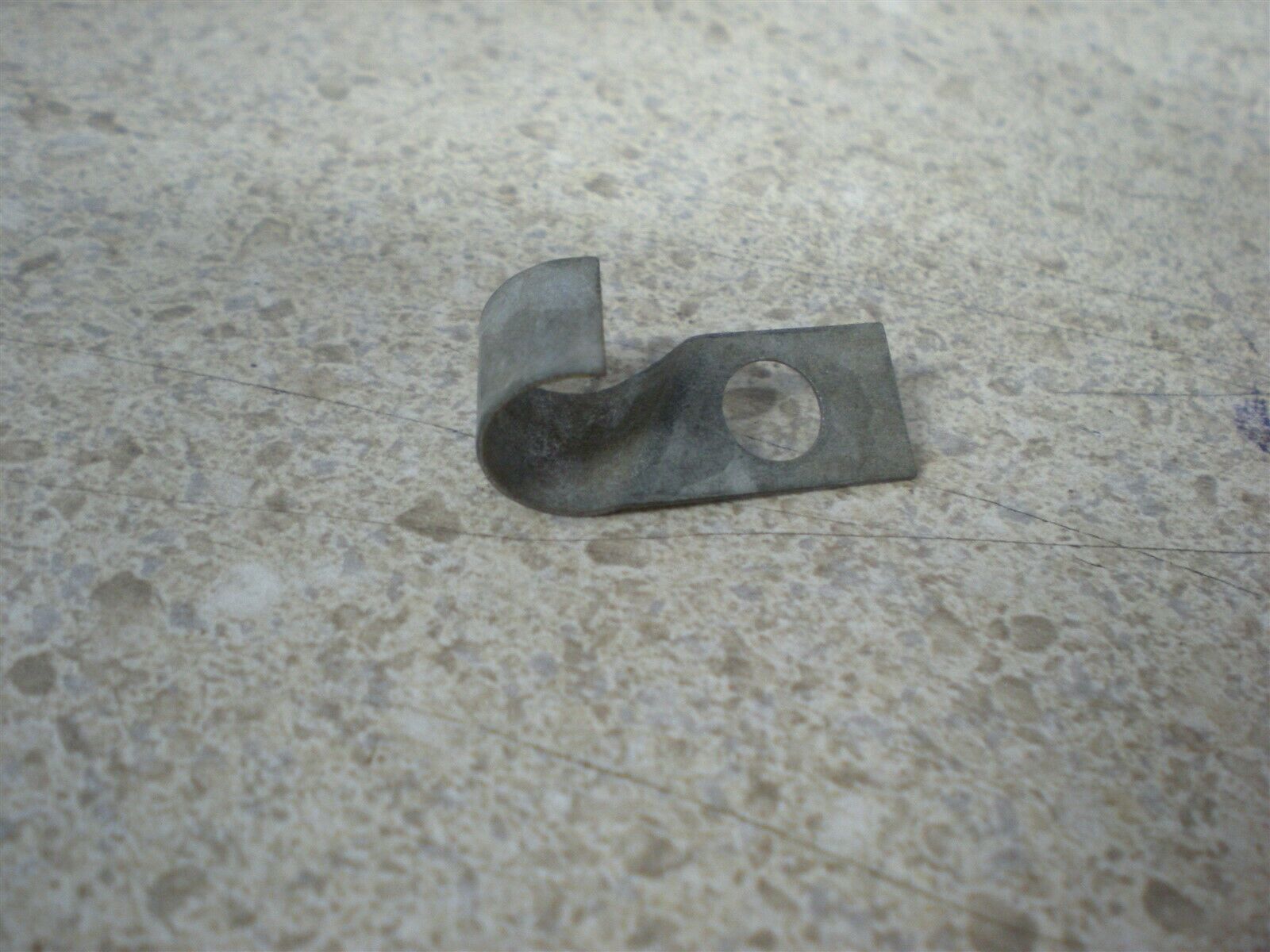 Yamaha 90462-05012-00 CLAMP , eng8