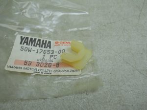 s-l1600-1 Yamaha 50W-17653-00-00 Superseded by 4CW-E7653-00-00 - SLIDER , cl7