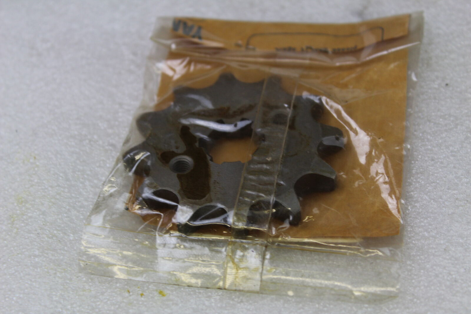 Yamaha 93852-12018-00 SPROCKET DRIVE, g43