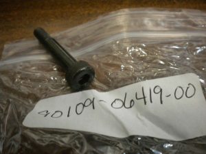 Yamaha 90109-06419-00 BOLT , b5