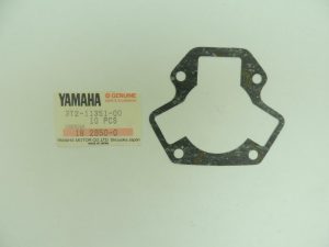 Yamaha, 3t2-11351-00 , new #  3FD-11351-00-00 CYLINDER GASKET ,g2