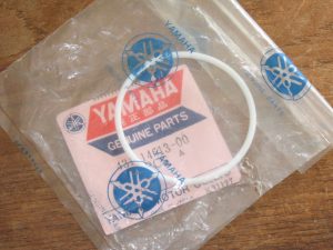 s-l1600-1 Yamaha 431-14613-00-00 GASKET, EXST PIPE , g2