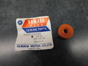 yamaha , oil seal ,93102-08193-00 , se15
