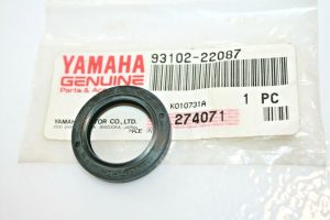 Yamaha 93102-22087-00 OIL SEAL, se15