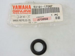 Yamaha 93101-17047-00 OIL SEAL, S-TYPE , se22