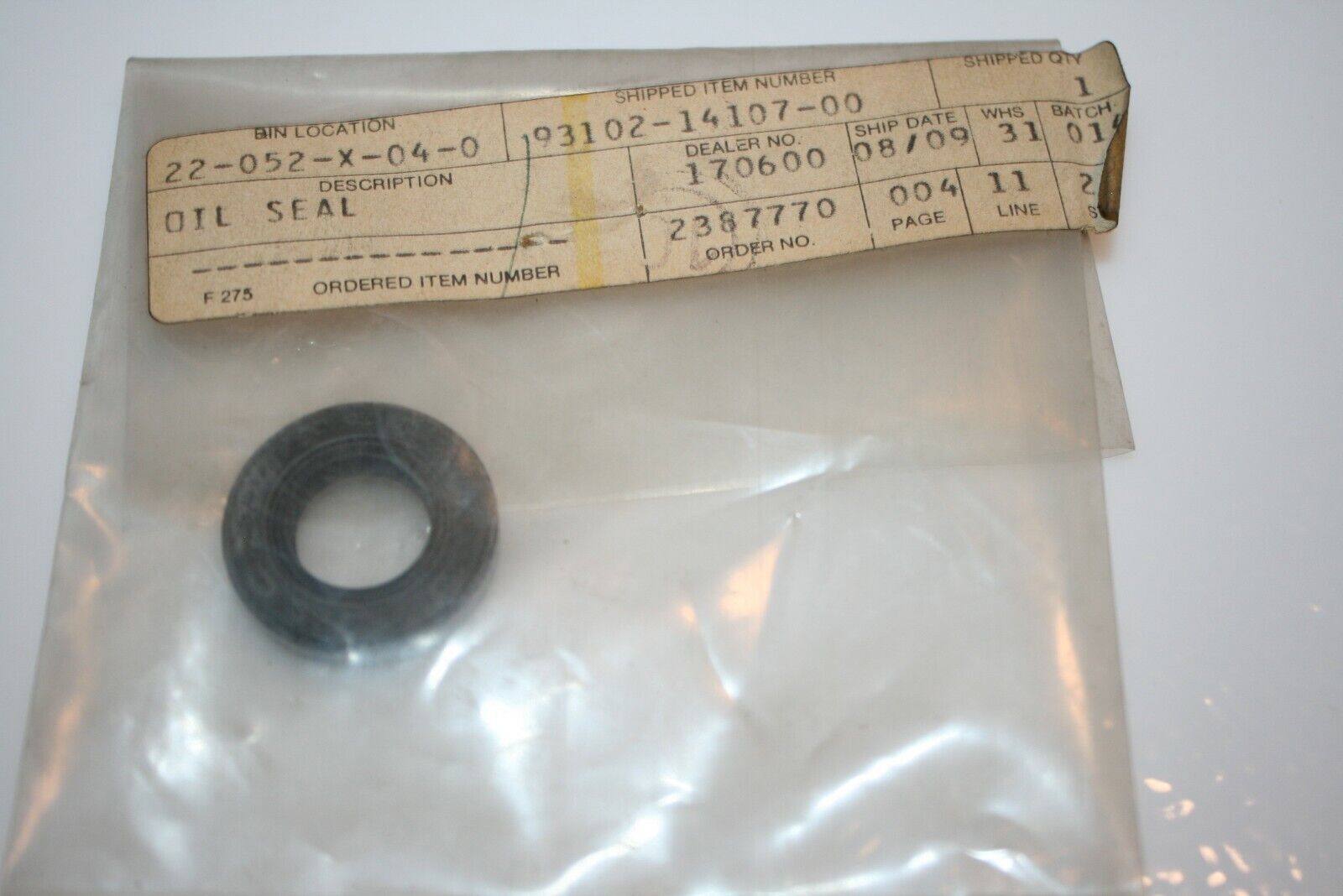 Yamaha 93102-14107-00 OIL SEAL, SD-TYPE , se22