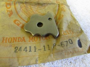 s-l1600 HONDA , SHIFT DRUM STOPPER PLATE, 24411-118-670 , htr1