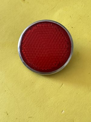 IMG_1652 YAMAHA , 278-85111-00, TAIL LIGHT REFLECTOR , RED , L2