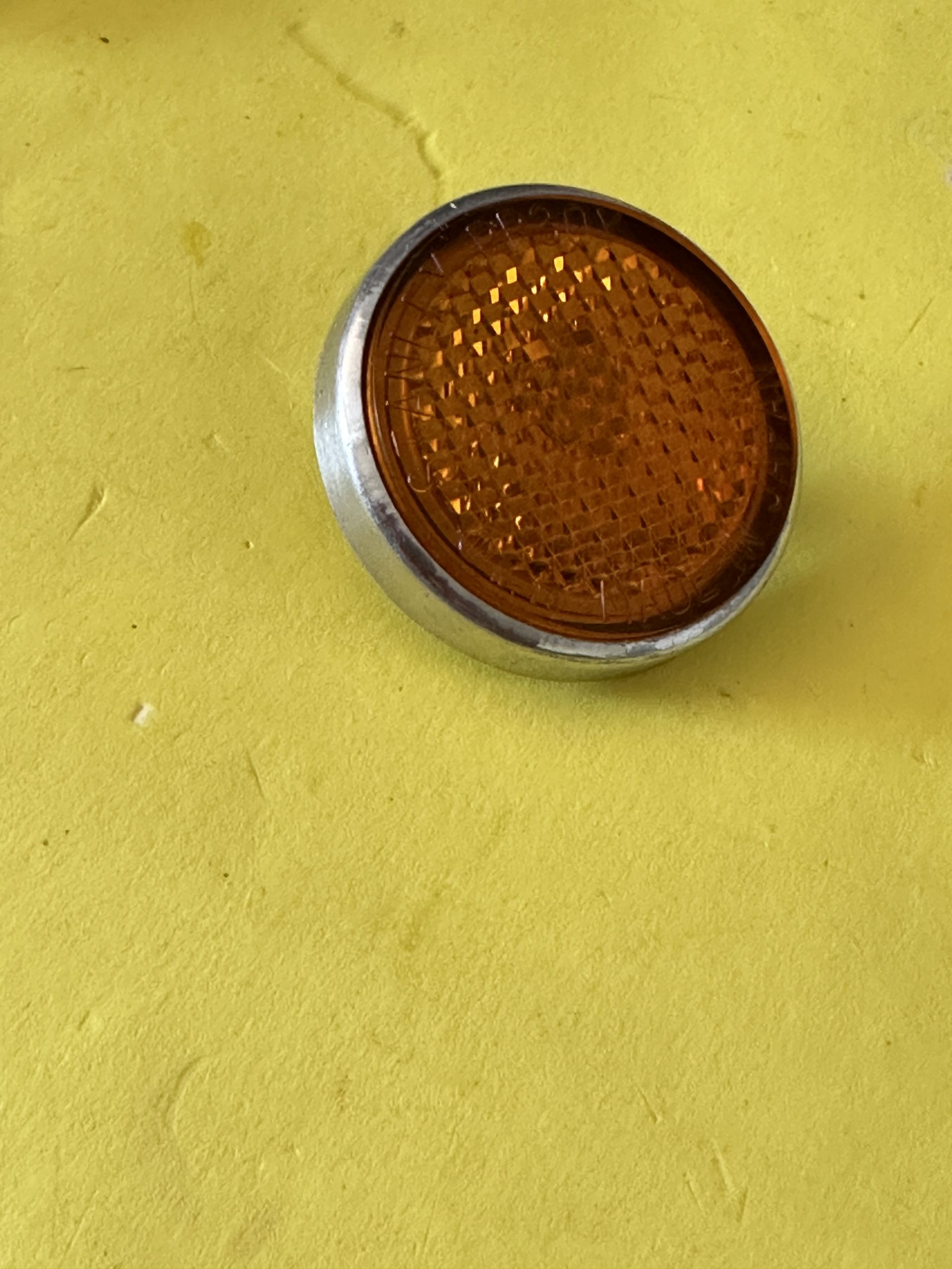 Yamaha Front Fork Fender Reflector , amber , 256-85111-10 , L2